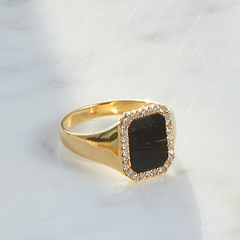 Onyx Diamond Ring Design