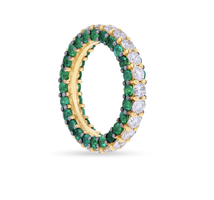 Diamond & Emeralds Ring *Exclusive*.