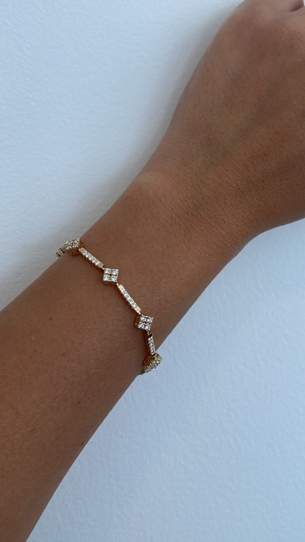 Stunner Tennis Diamond Bracelet