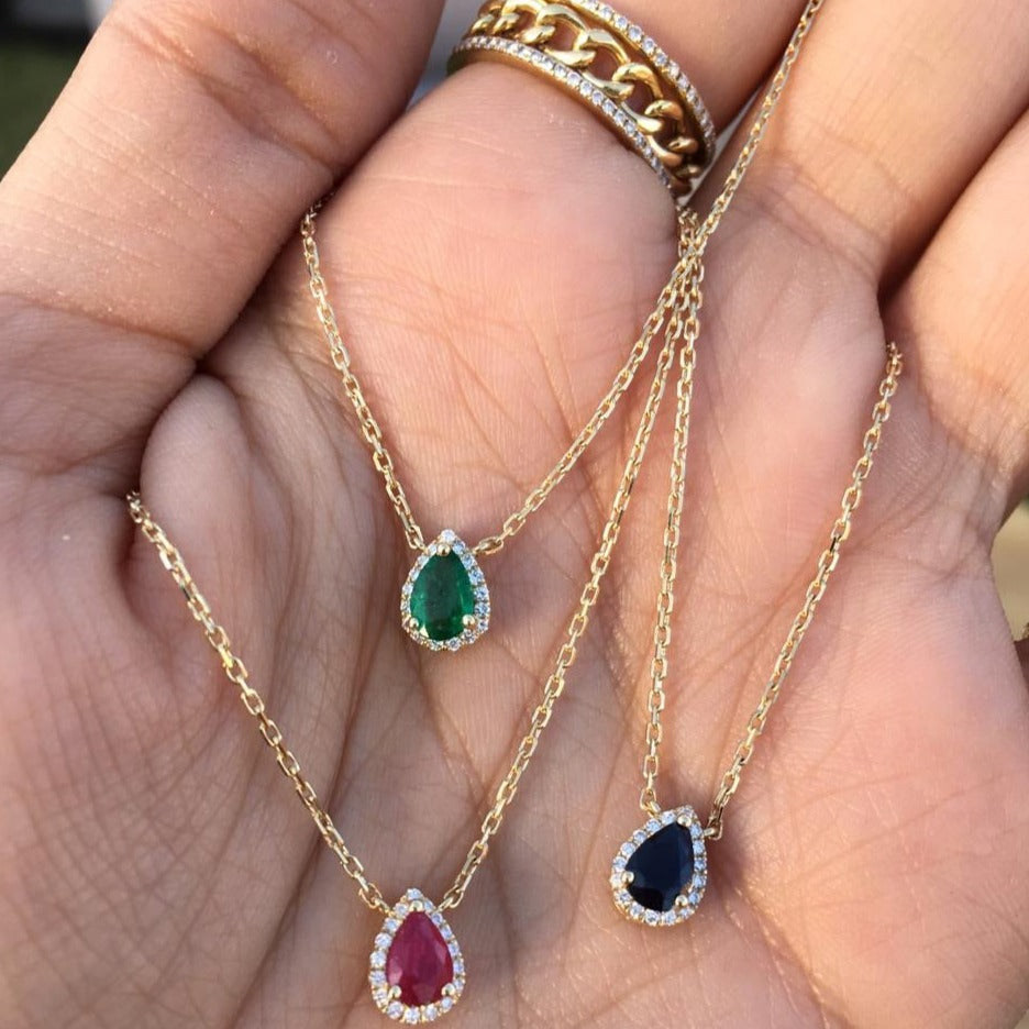 Pear Emerald with diamond Necklace
